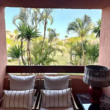 En Hacienda Del Sol A 300 Metros De Playa * Estepona